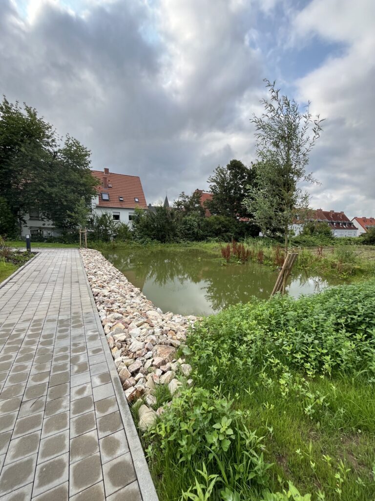 Außenanlagen bei der Referenz Willi-Graf-Haus, Saarbrücken